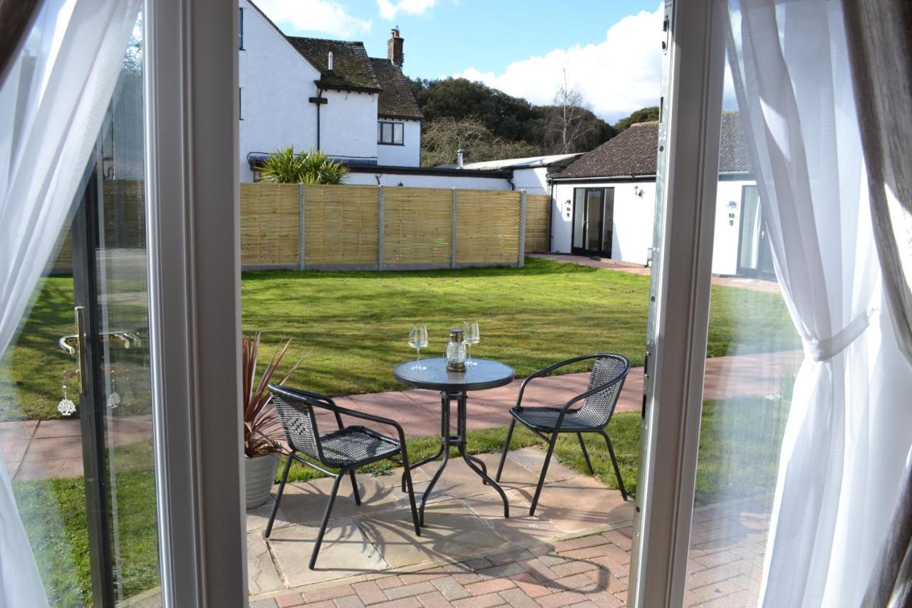 Number 3, Lytton Tree Lodge, Reydon, Southwold エクステリア 写真
